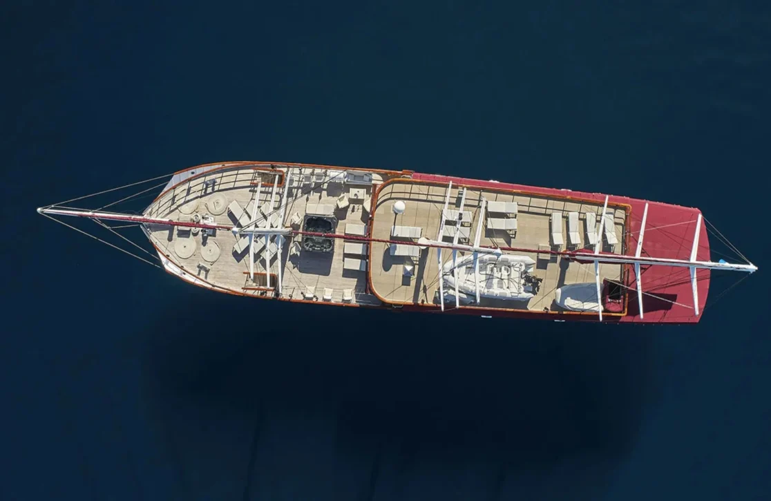 An image of Amorena yacht