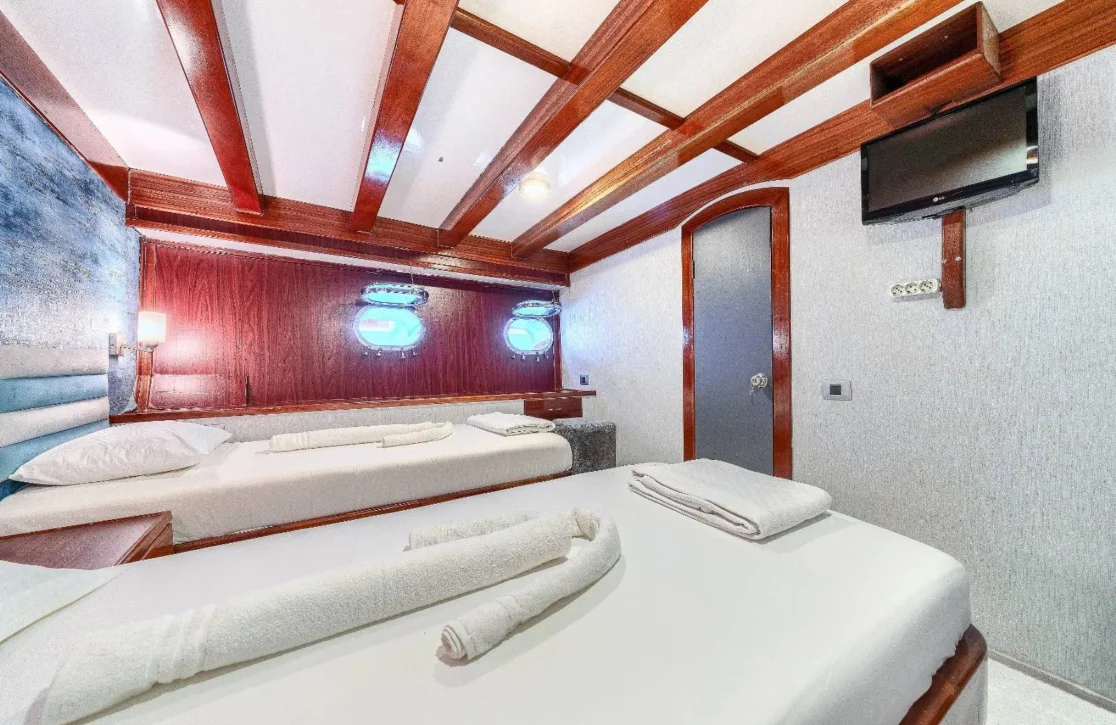 An image of Elara 1 yacht