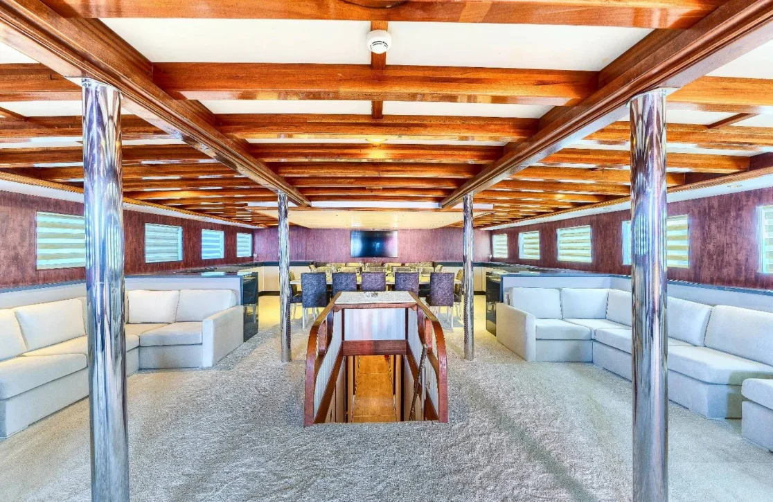 An image of Elara 1 yacht
