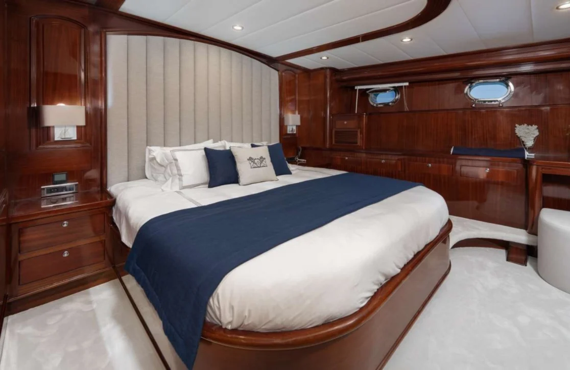 An image of Performance Fee yacht