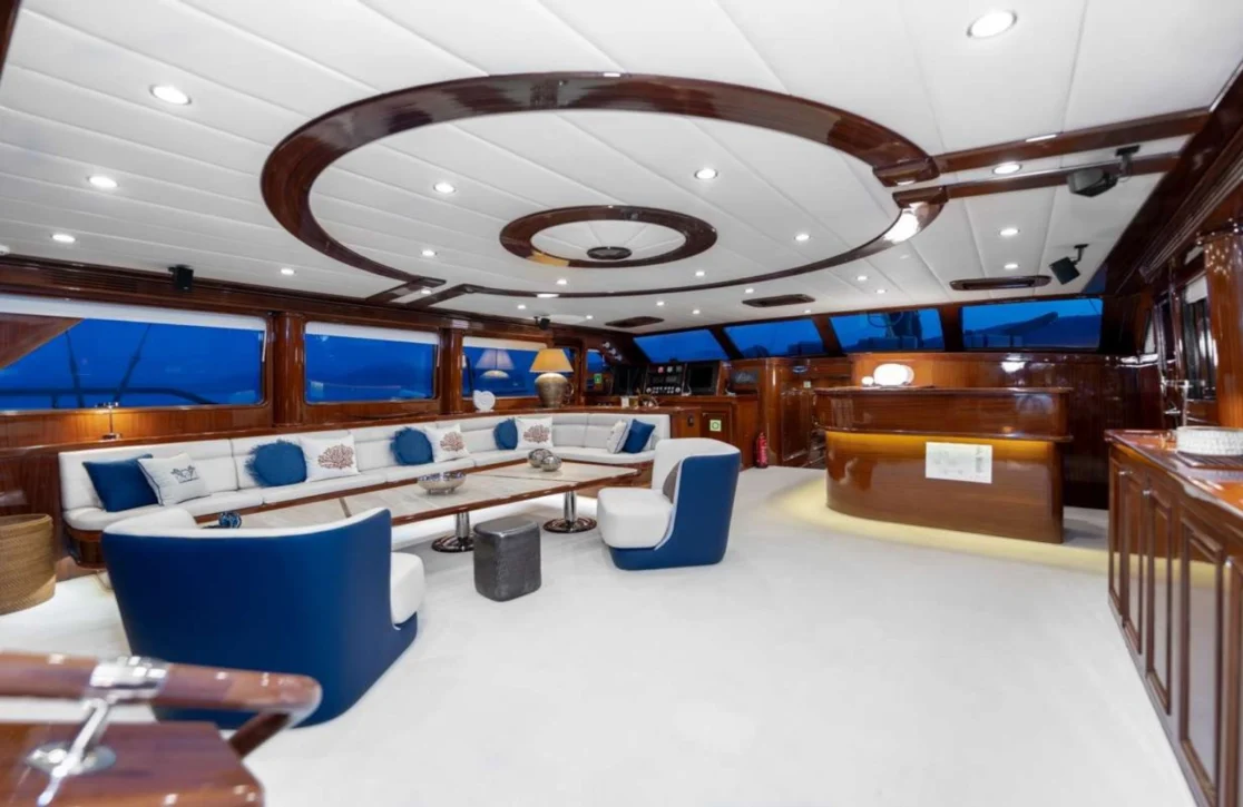 An image of Performance Fee yacht