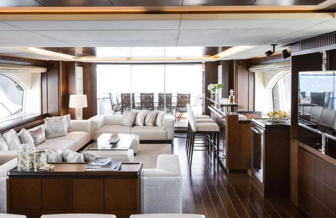 An image of Tail Lights yacht