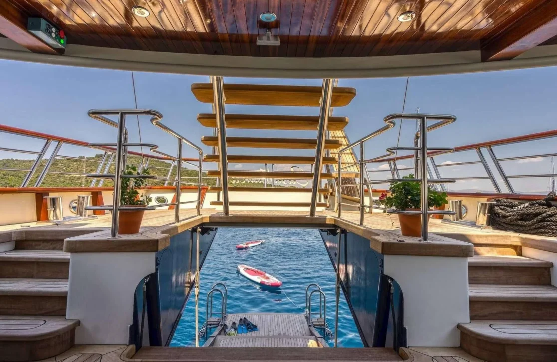 An image of Casablanca yacht