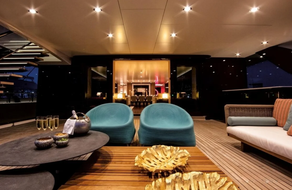 An image of Hallo yacht