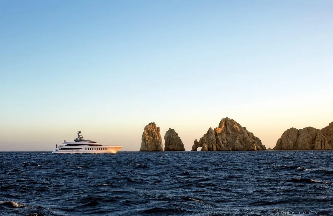 An image of Hallo yacht