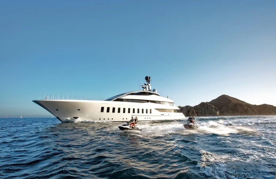An image of Hallo yacht
