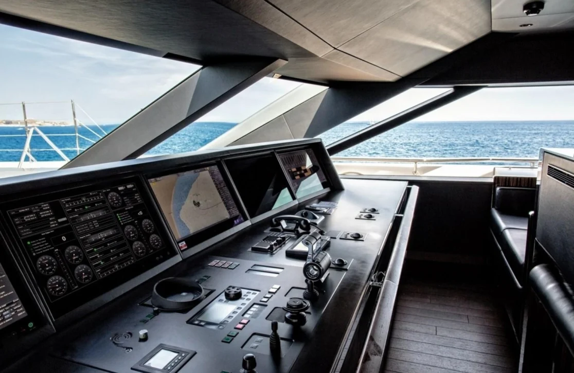 An image of Hallo yacht