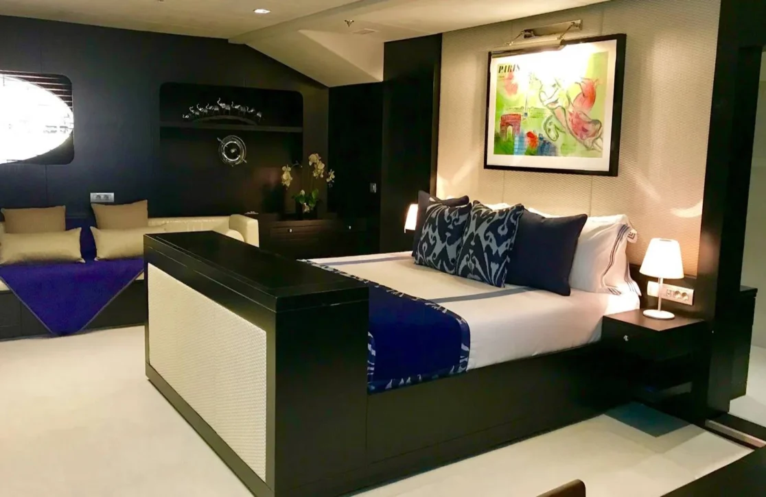 An image of Hallo yacht