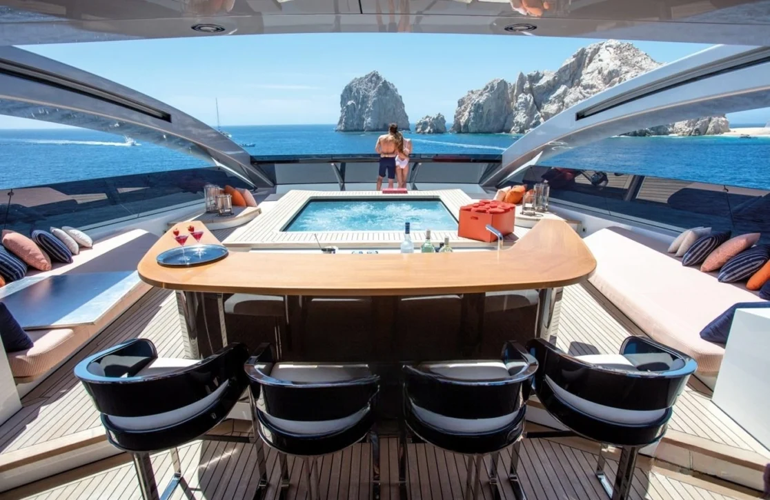 An image of Hallo yacht