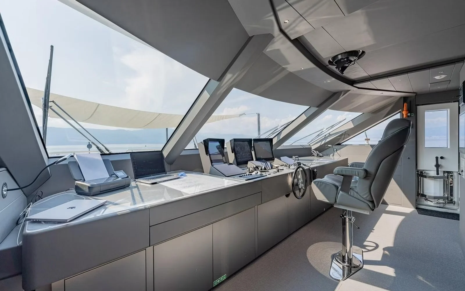 A preview of interior Bridge driving area