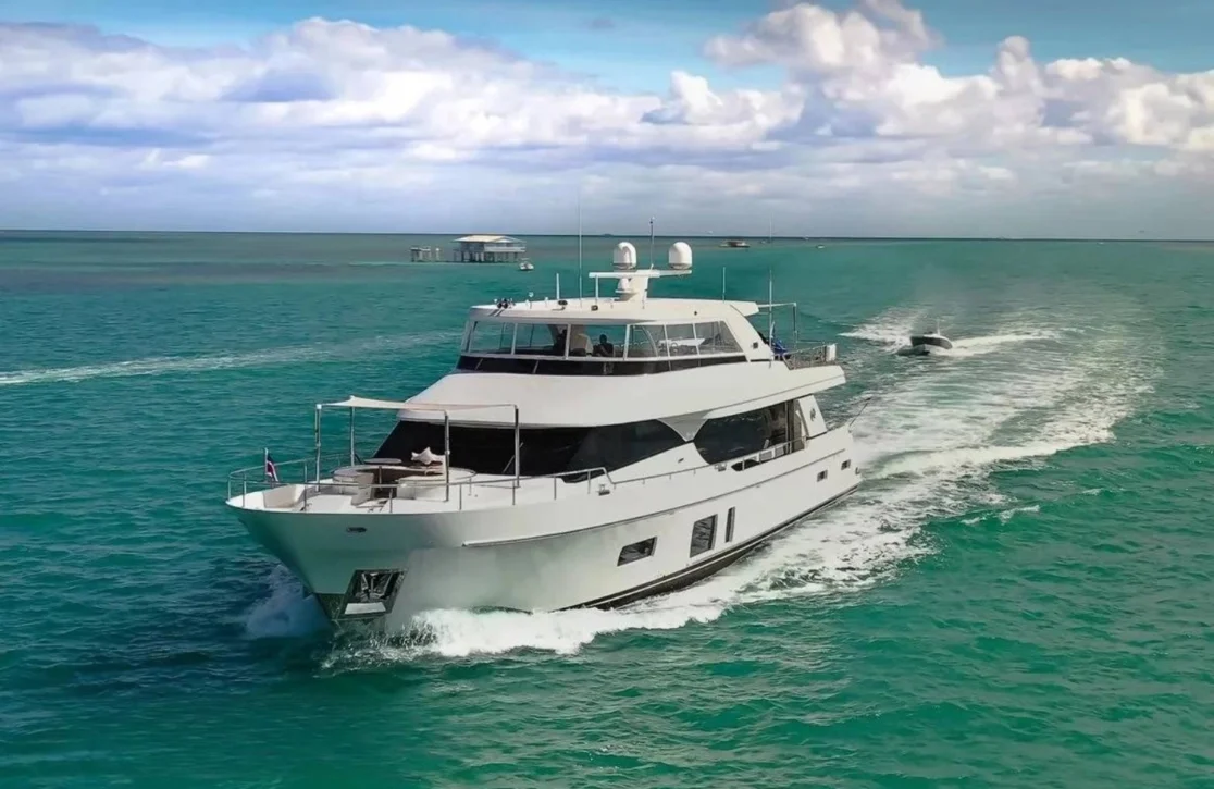 An image of Iridescence yacht