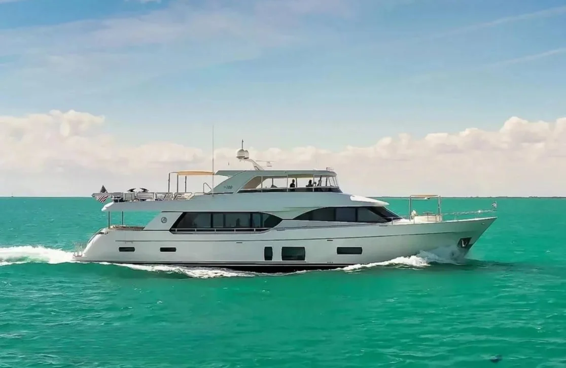 An image of Iridescence yacht