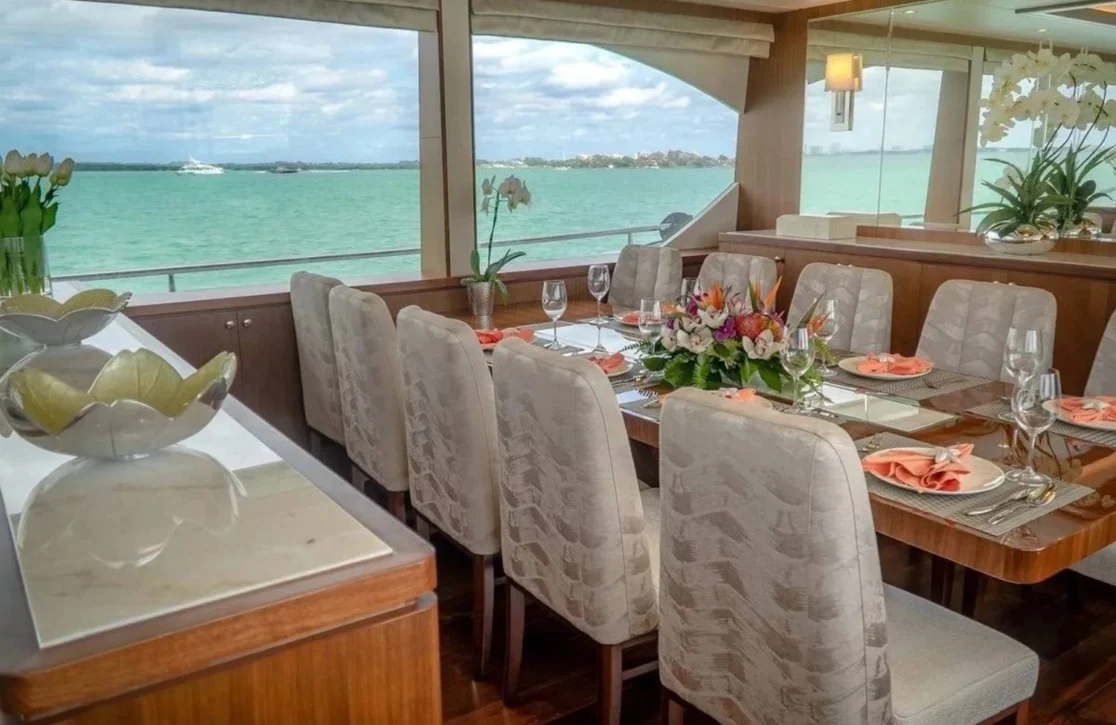 An image of Iridescence yacht