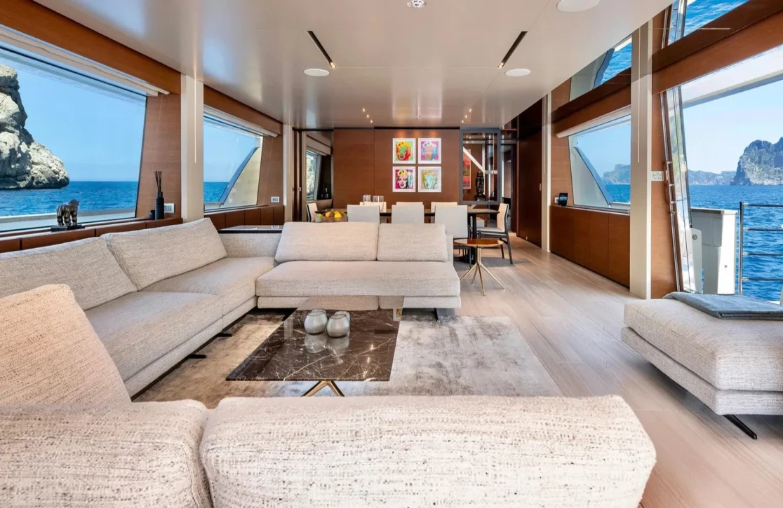 An image of Diana II yacht