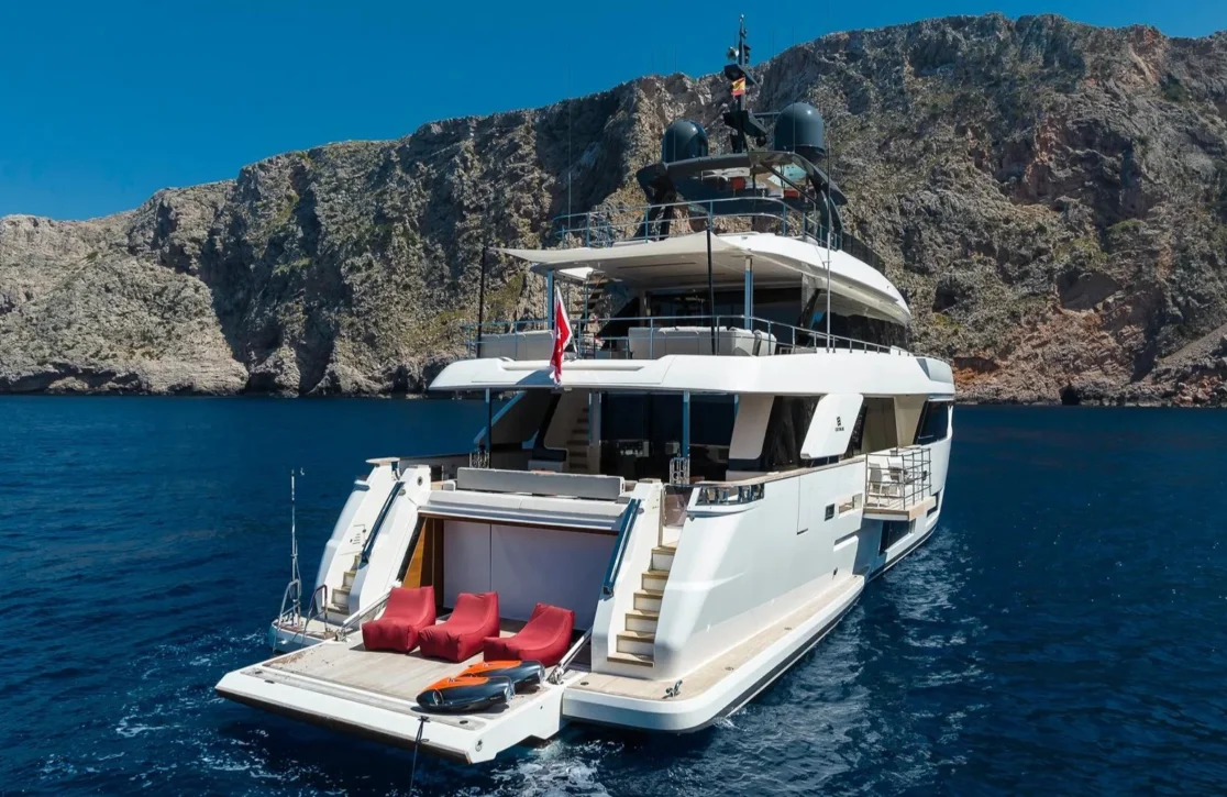 An image of Diana II yacht