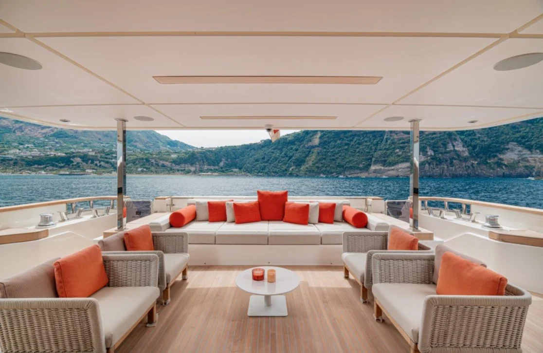 An image of Diana II yacht