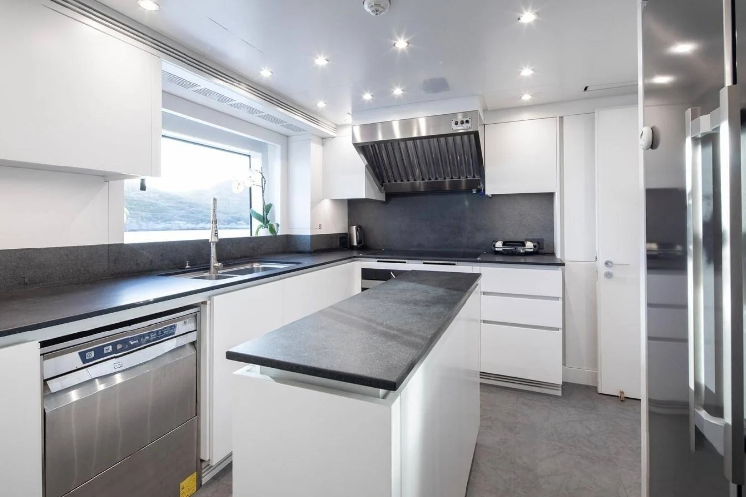 A preview of interior Kitchen