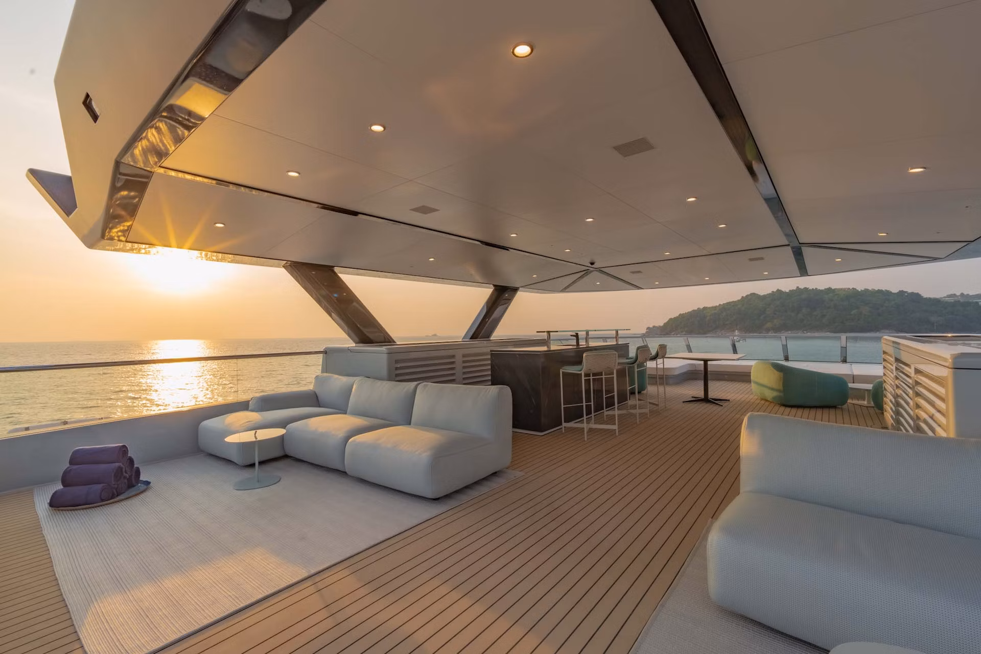 An image of Space Cat yacht