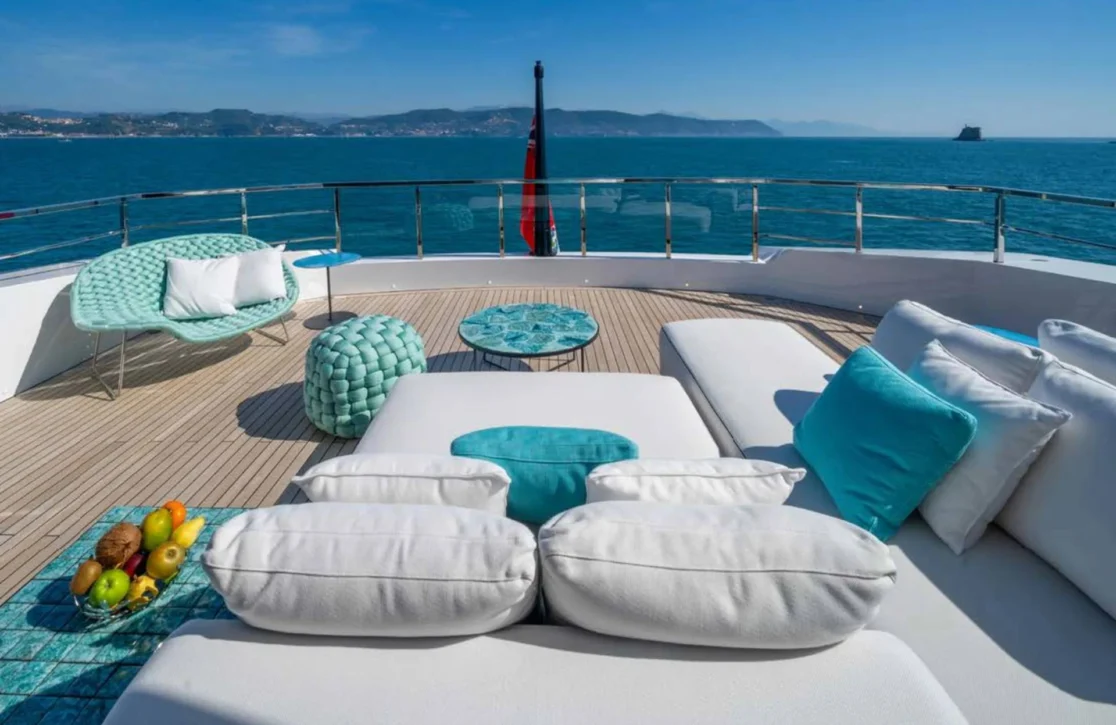 An image of Lee yacht