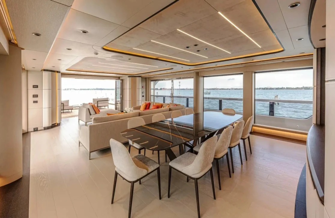 An image of Vayus yacht