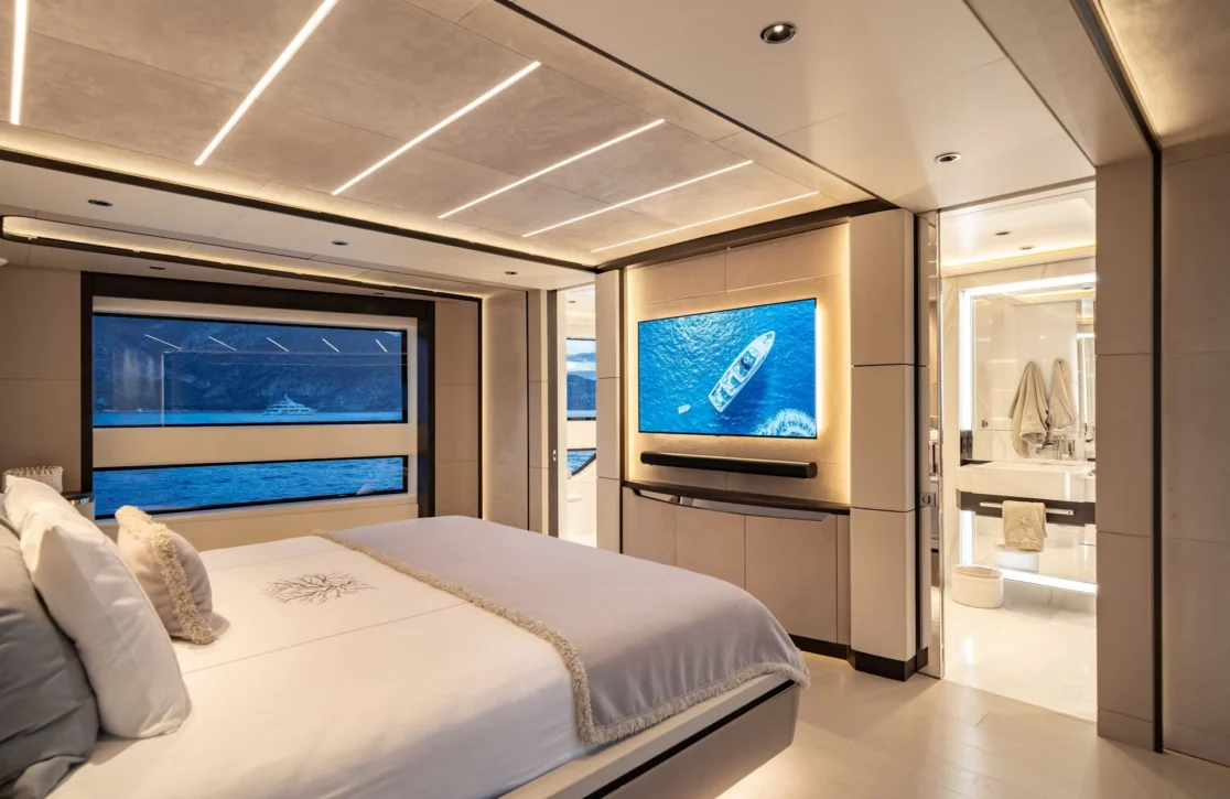 An image of Vayus yacht