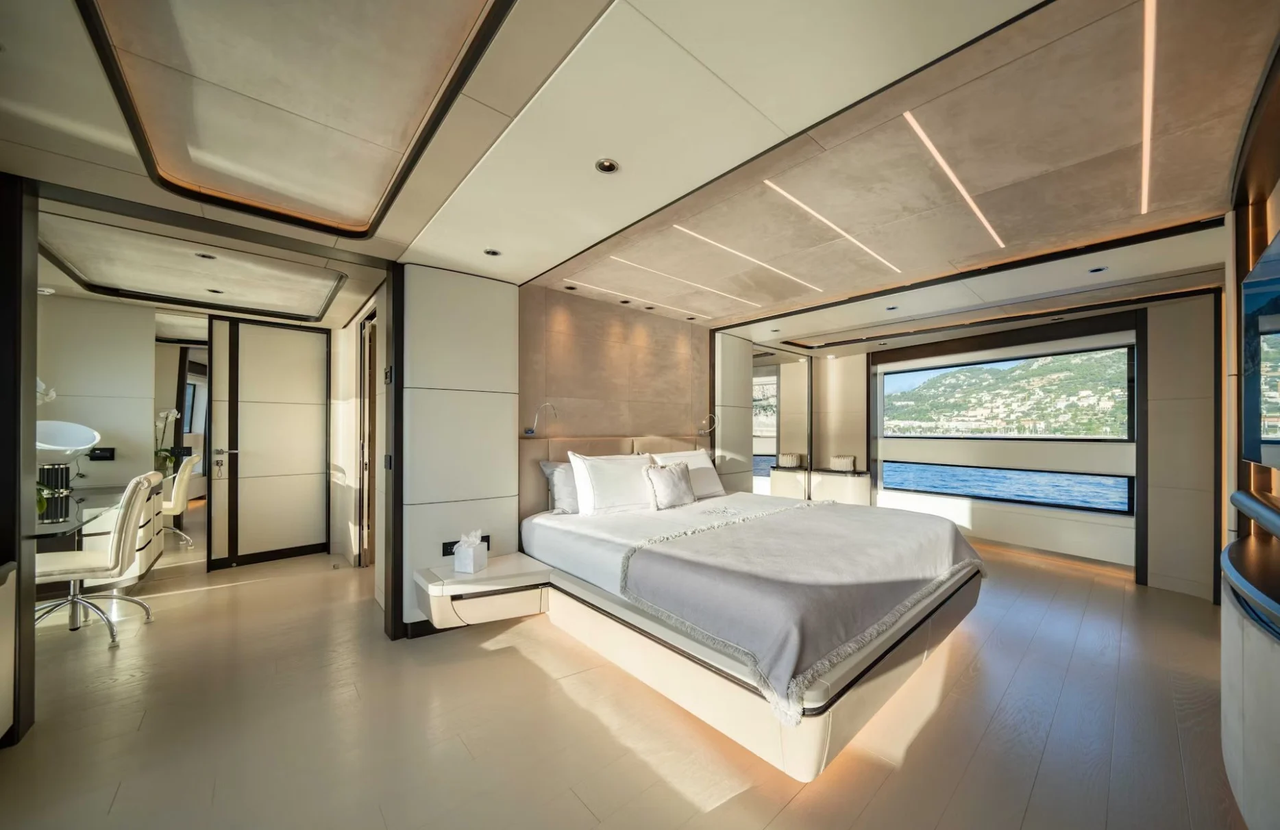 A preview of interior Bedroom cabin