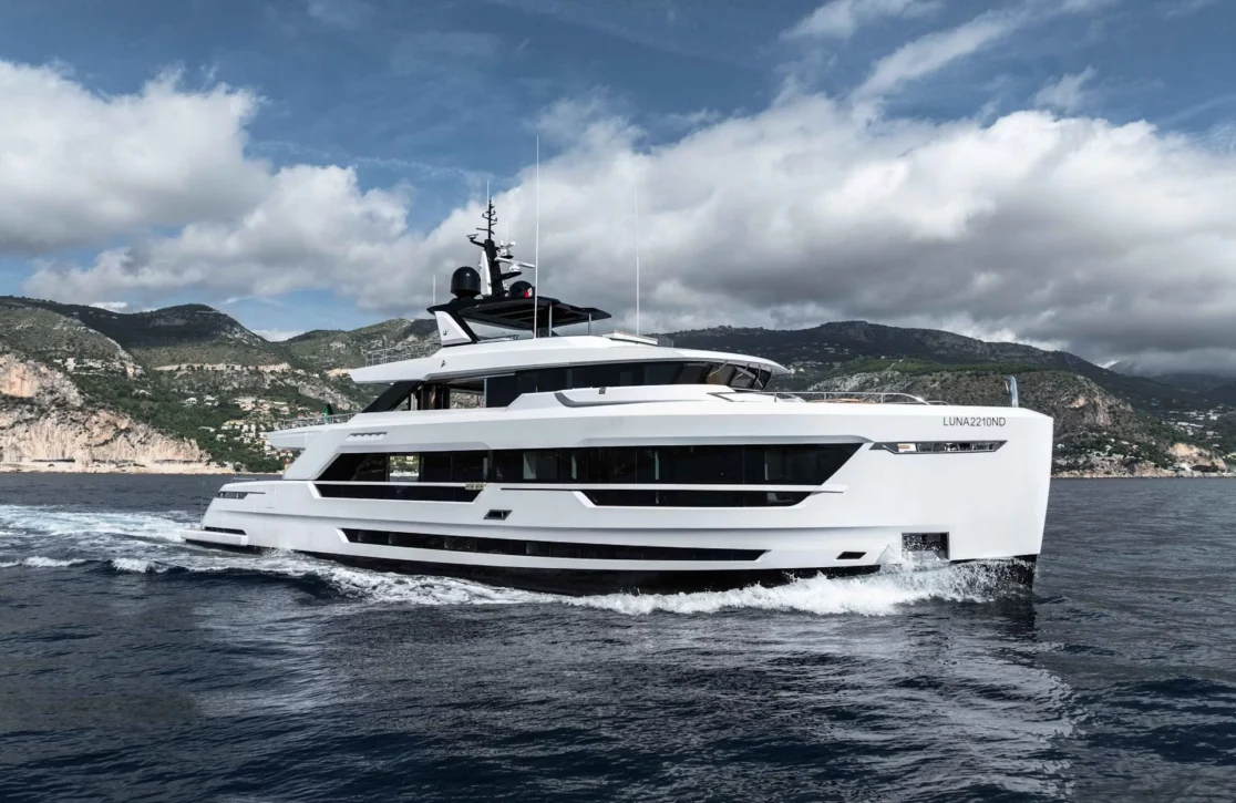 An image of Vayus yacht