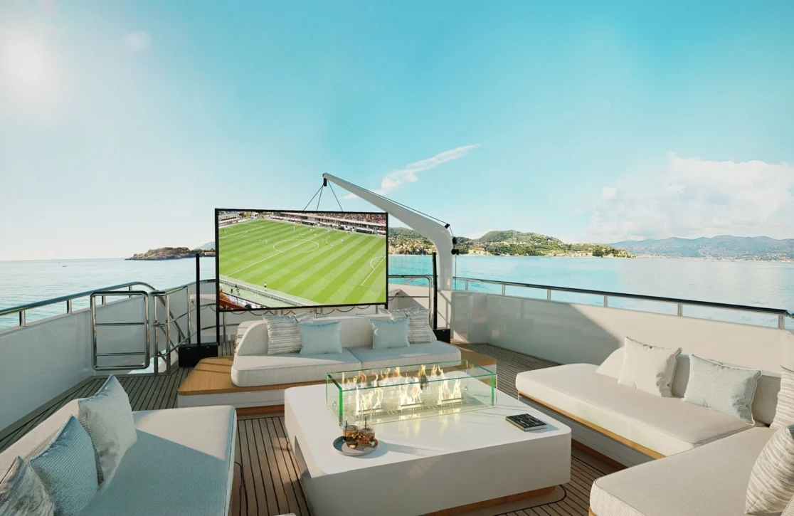An image of Dyna® yacht