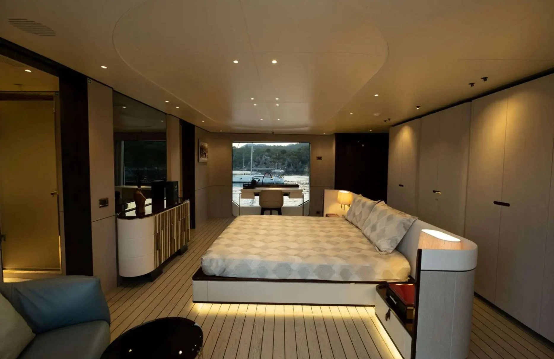 A preview of interior Bedroom cabin
