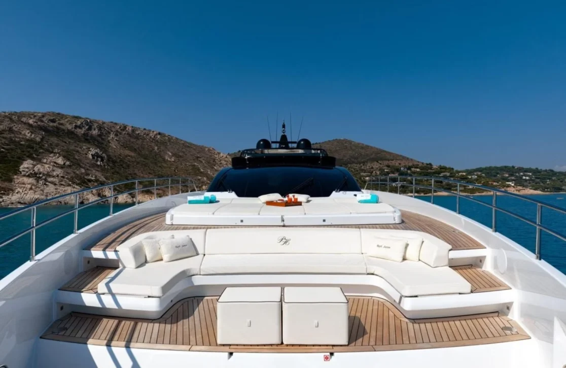 An image of Raph Seven yacht