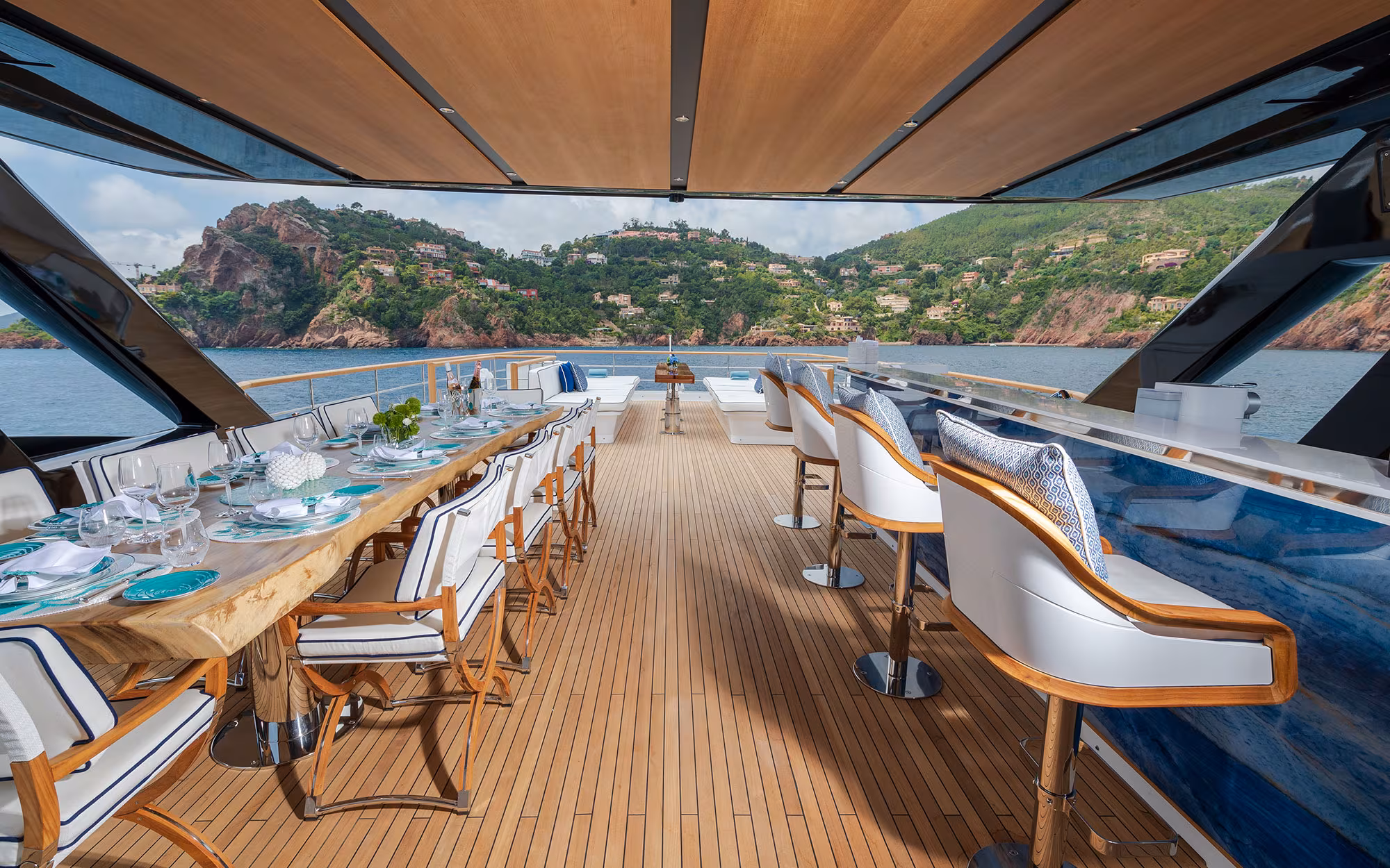 An image of Lafayette yacht