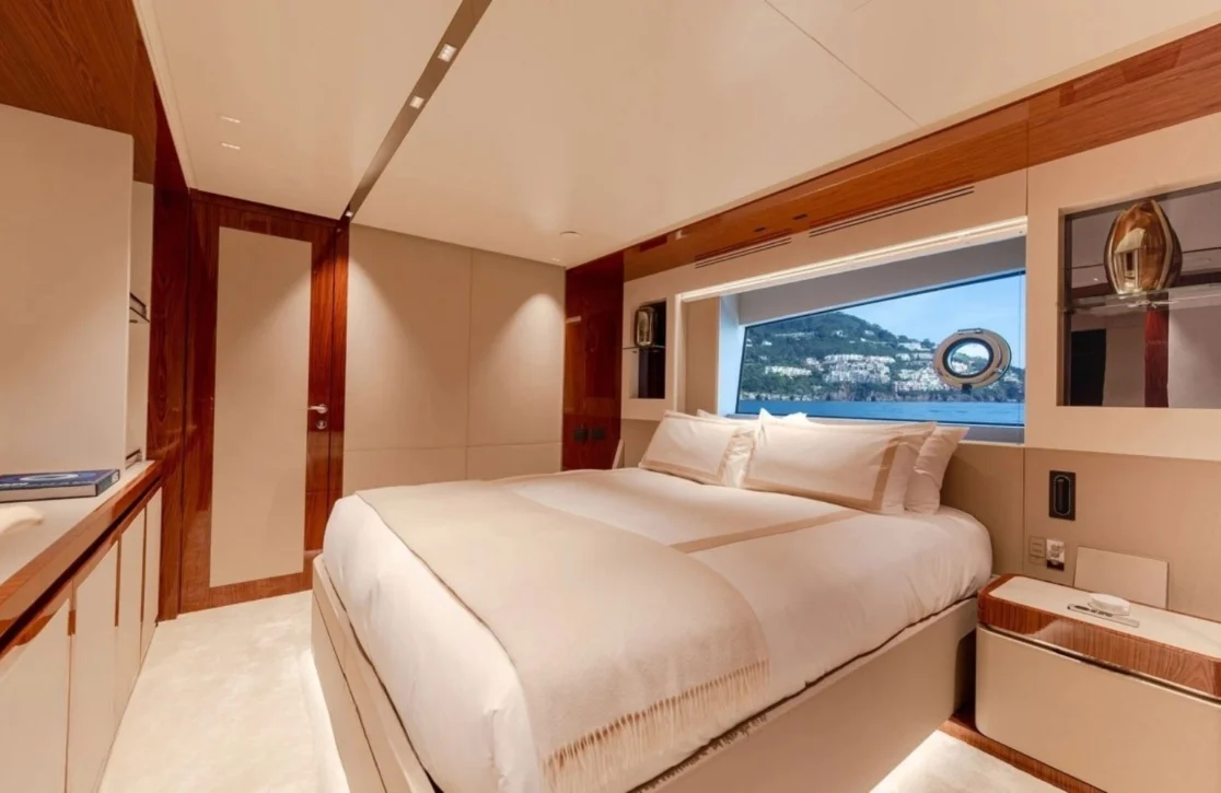 An image of Lafayette yacht