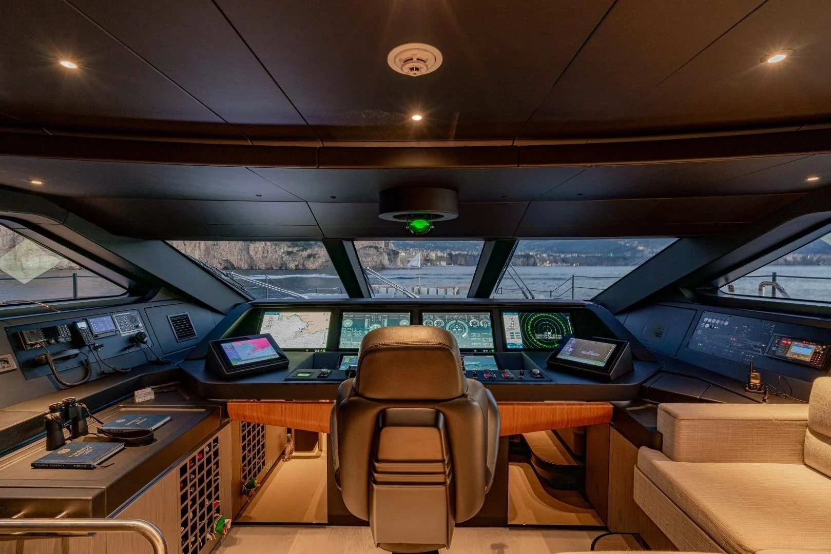 A preview of interior Bridge driving area