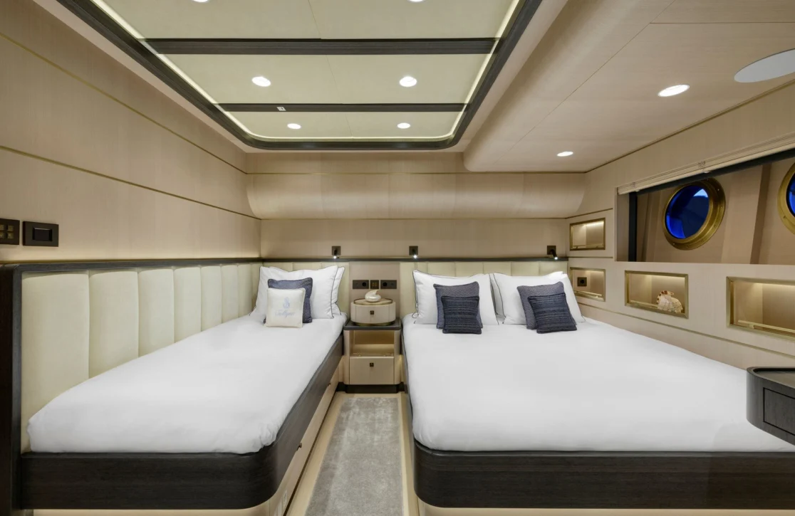 An image of Sallyna yacht