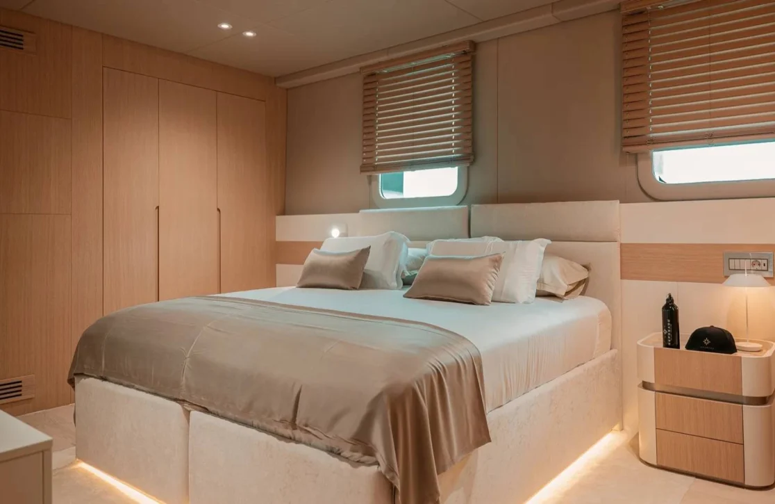 An image of Reposado yacht