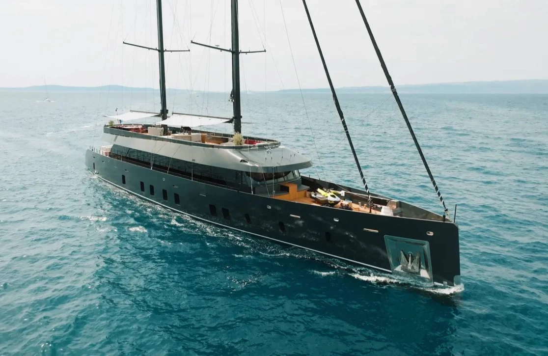 An image of Reposado yacht