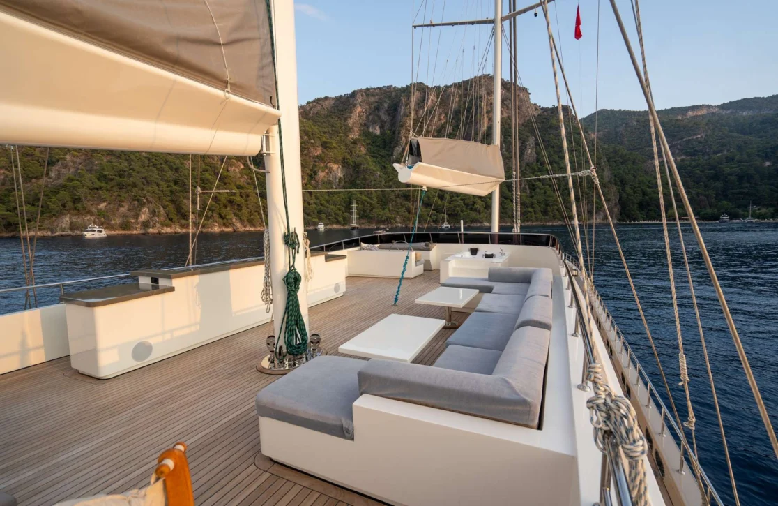 An image of De Love yacht