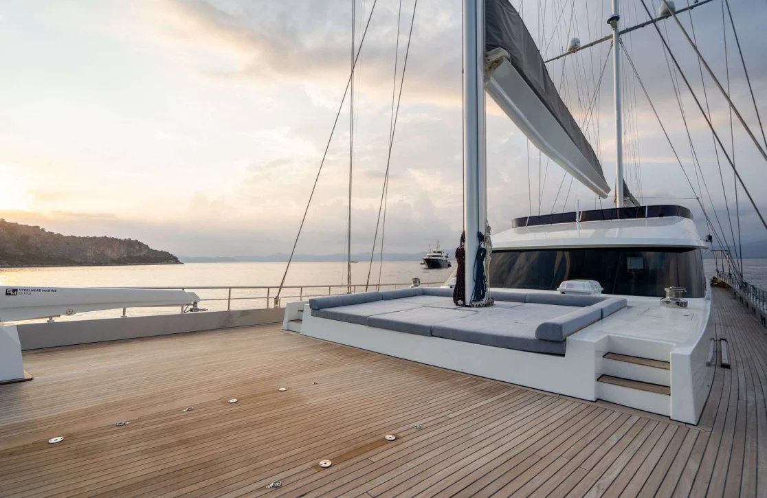 An image of De Love yacht