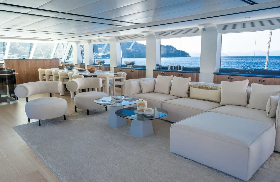 An image of De Love yacht