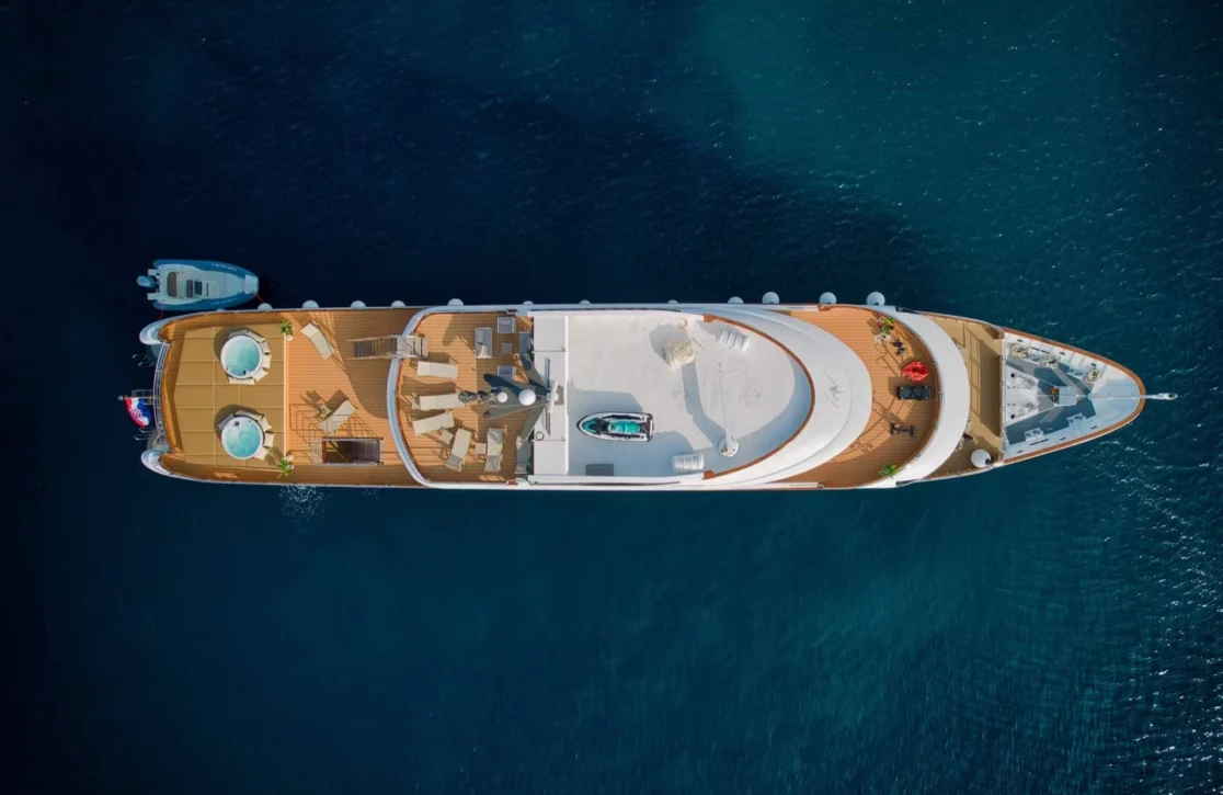 An image of Symphony yacht
