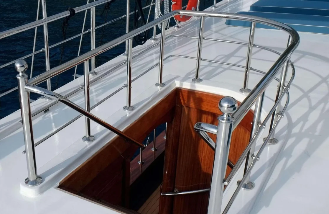 An image of Queen Atlantis yacht