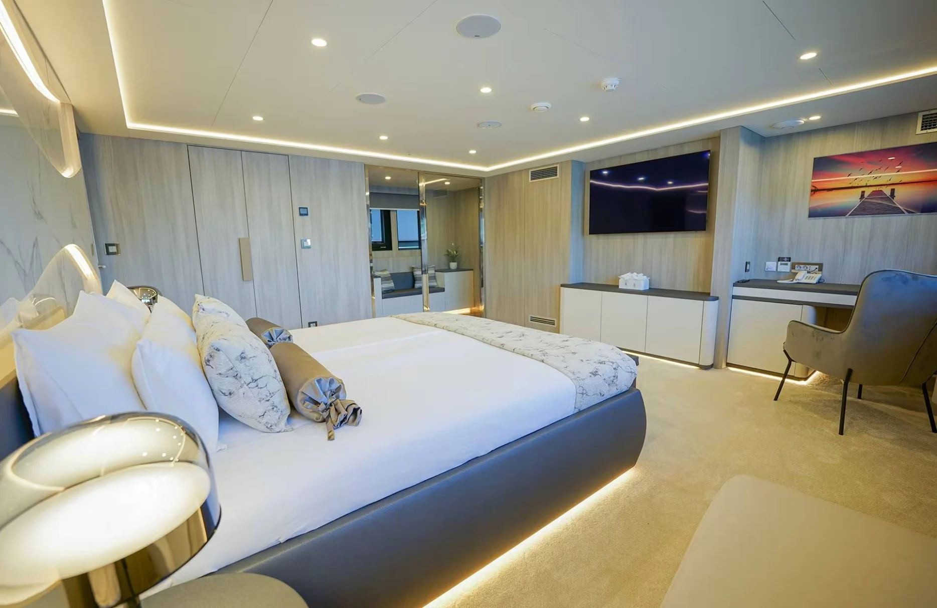A preview of interior Bedroom cabin