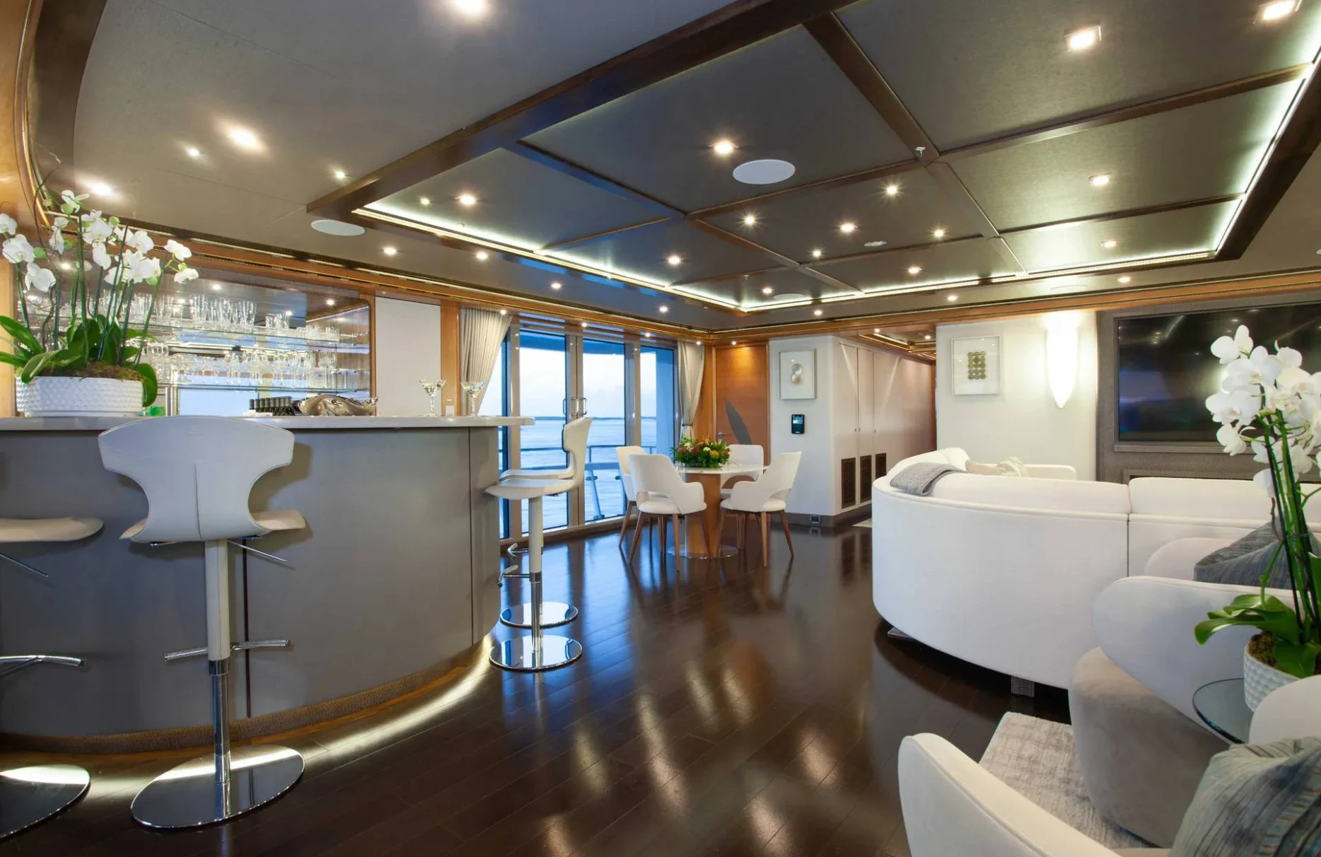 A preview of interior Bar or dance club
