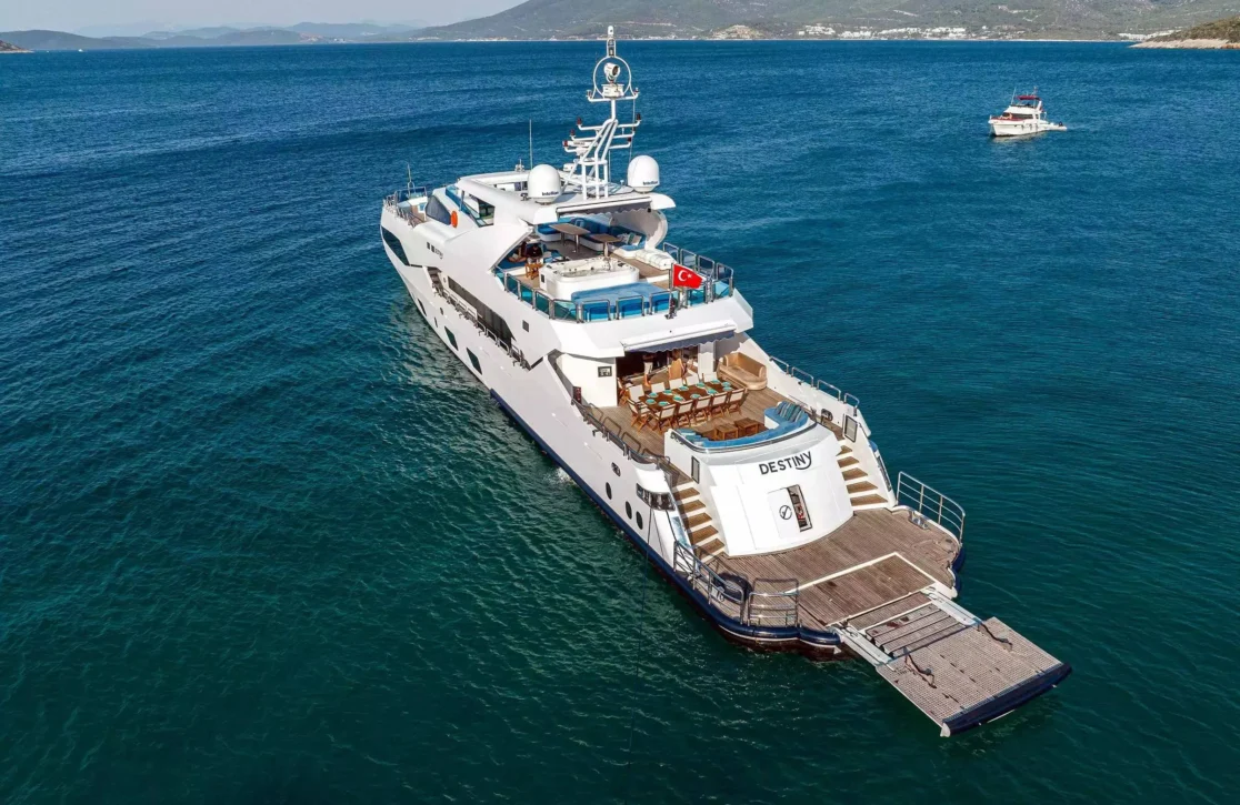 An image of Destiny yacht