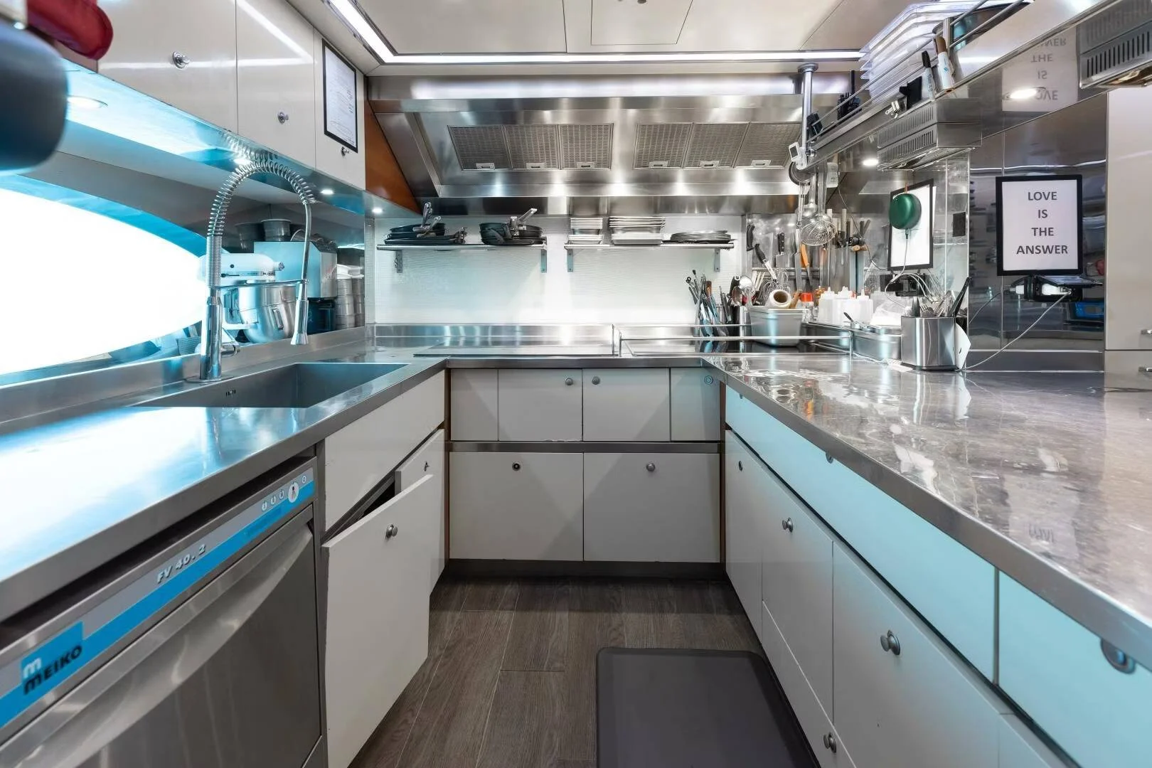 A preview of interior Kitchen