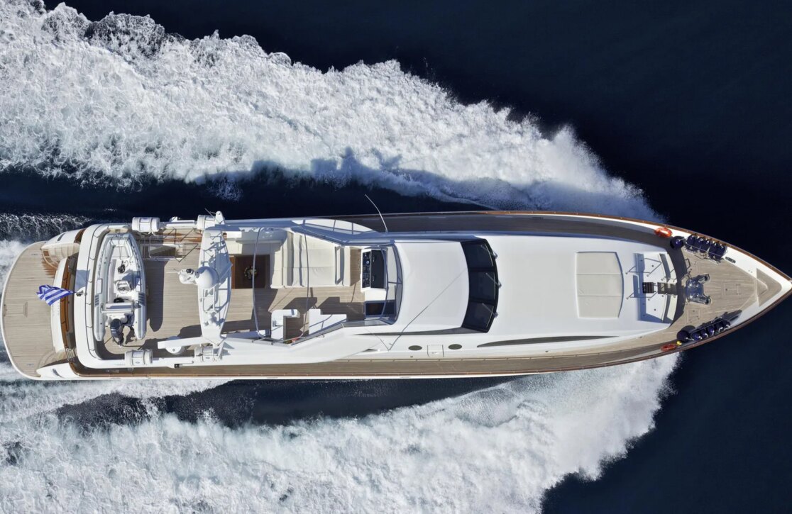 An image of Helios yacht