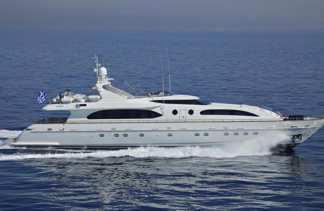 An image of Helios yacht