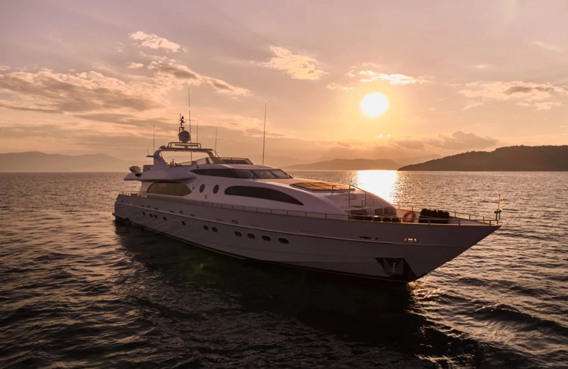 An image of Helios yacht