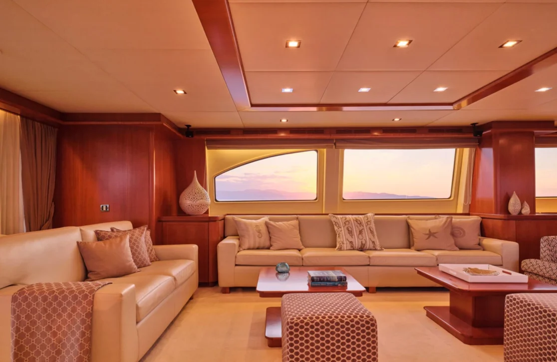 An image of Helios yacht