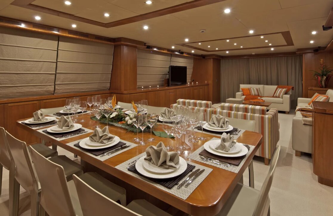 An image of Helios yacht
